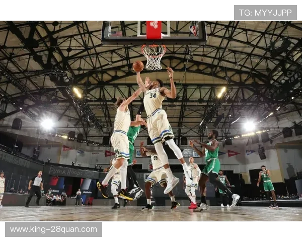 NBA赛程风云夜未眠强强对决点燃全场热血时刻谁能笑傲巅峰争锋